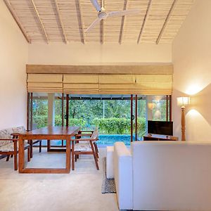 Family Room Garden View